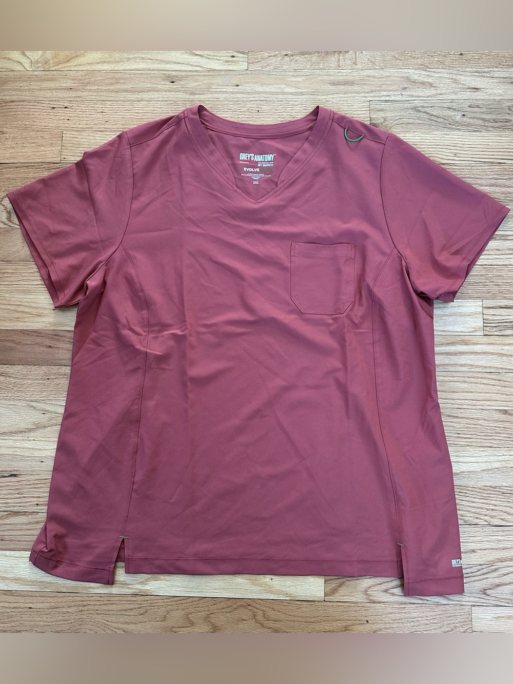 Grey's Anatomy Evolve Sway Tuck-In Top Sedona Red size 2XL